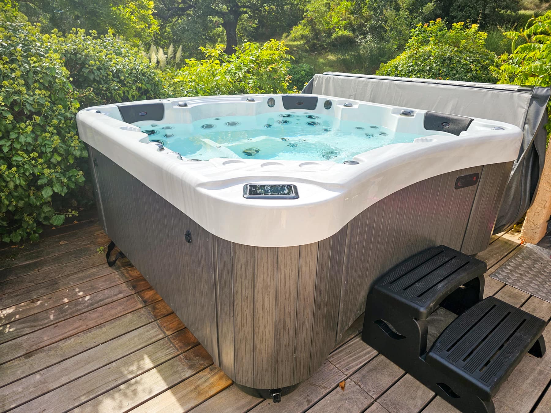 EdenSpa - Réparation spa à Bouches-du-Rhône